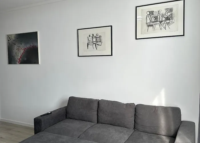 Hidden Style Urban Loft Near Venice Апартаменты *
